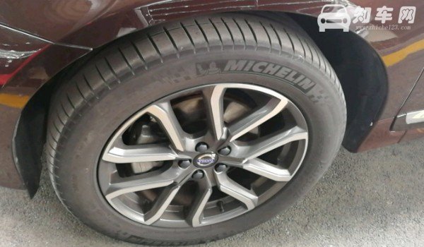 沃尔沃xc60轮胎型号是多少 沃尔沃xc60轮胎型号规格(235/55 r19)