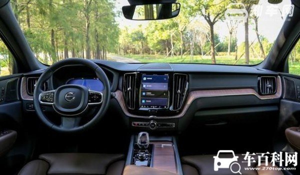 沃尔沃xc60用的是什么变速箱 8挡自动挡变速箱(变速平顺连贯)