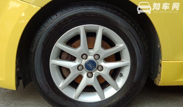 福克斯轮胎型号 经典福克斯轮胎型号规格(235/40 r18)