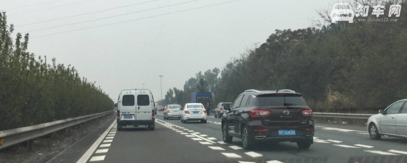国庆面包车上高速免费吗