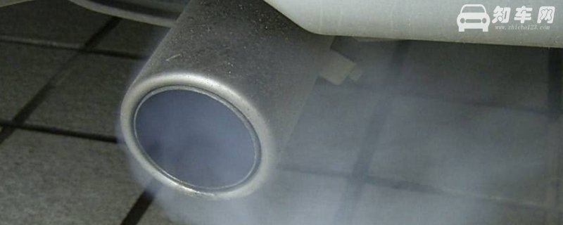排气管冒白烟怎么回事