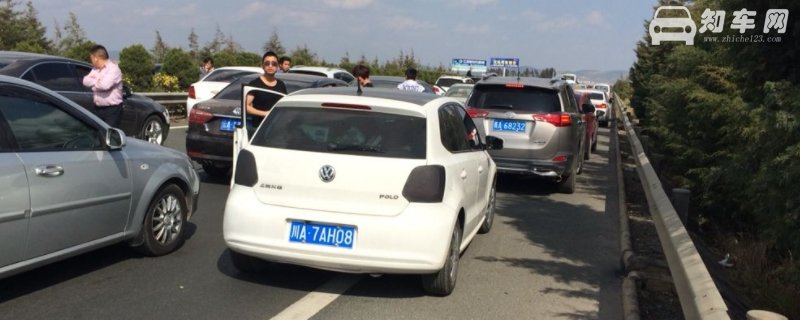 一直走应急车道会拍几次