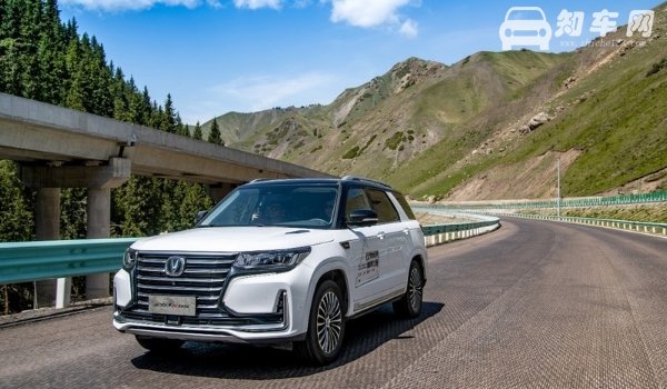 长安cs95发动机怎么样 长安cs95用的什么发动机（蓝鲸2.0T四缸发动机）