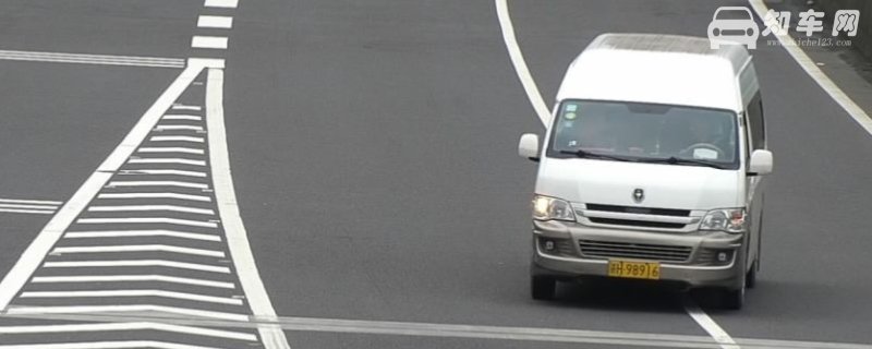 高速上压实线变道一定会被拍到吗