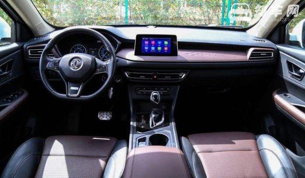 东风风光s560是什么变速箱 两大变速箱类型(6MT+CVT)