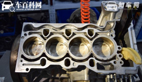 帝豪s是几缸车 帝豪s是什么发动机(1.4T四缸发动机)