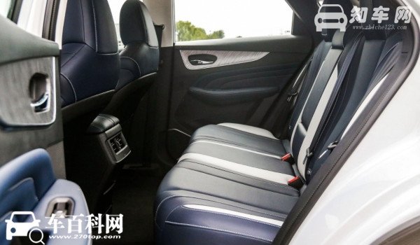 启辰大v车身尺寸是多少 启辰大v后备箱尺寸多少（容积605-1520L）