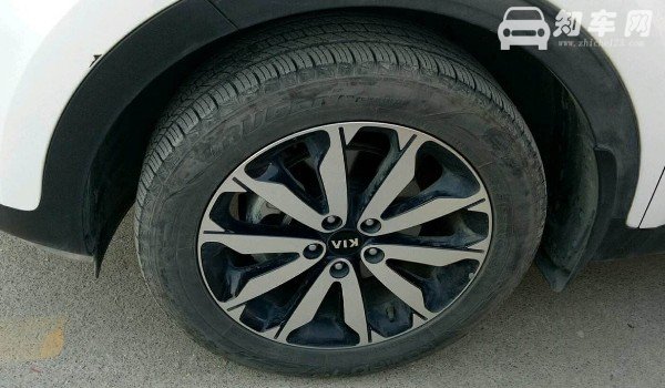 起亚kx5轮胎型号多少 起亚kx5轮胎多大型号(225/55 r18)