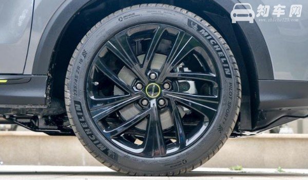 荣威rx5胎压多少 rx5胎压多少正常(2.3-2.5bar)