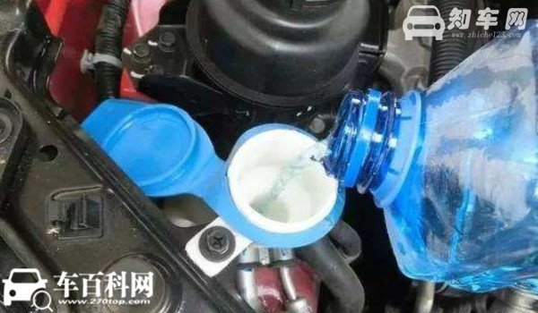 瑞虎3x玻璃水往哪里加 瑞虎3玻璃水加注口(发动机舱左上角)