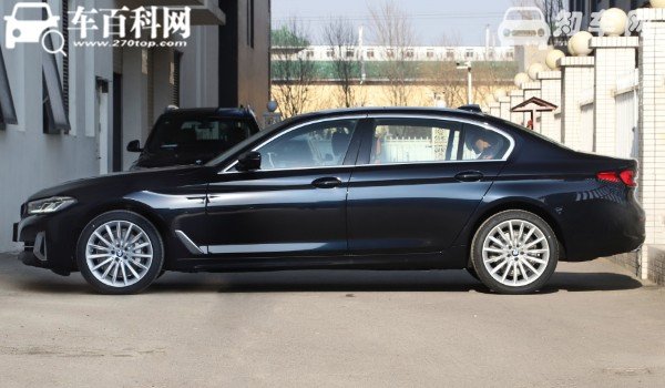 宝马5系油耗多少 百公里油耗10.9L(油耗一公里8毛钱)