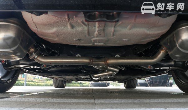 型格属于什么级别车 定位紧凑型轿车(车身长达4.6米)