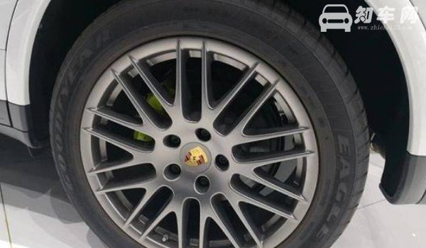 保时捷卡宴轮胎型号 卡宴轮胎型号多少(285/35 r22)