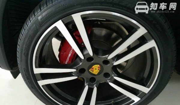 保时捷卡宴轮胎型号 卡宴轮胎型号多少(285/35 r22)