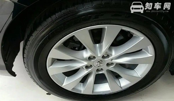 丰田威飒轮胎什么型号 威飒轮胎型号尺寸(225/55 r19)