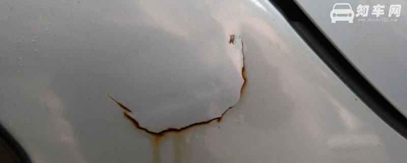 车钣金刮腻子能挺几年