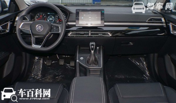 比亚迪秦油耗真实油耗 百公里油耗6.5L(油耗一公里4毛钱)