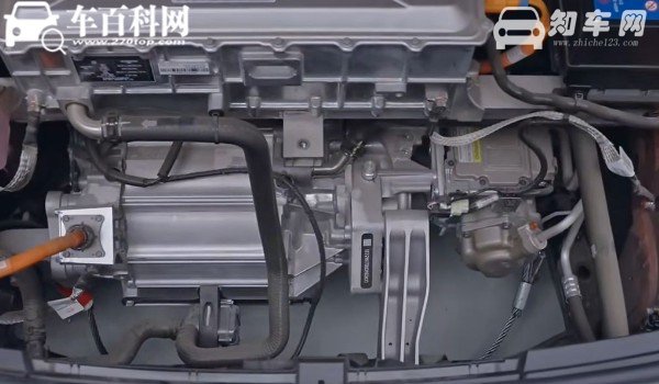 比亚迪汉的配置参数 动力强劲配置丰富(车身长达4.9米)