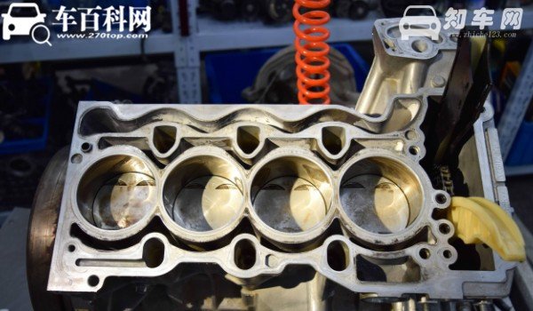 荣威rx5max是什么发动机 采用两款发动机类型(1.5T+2.0T)