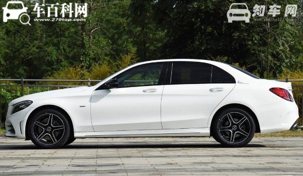 奔驰c级油耗多少真实油耗 百公里油耗8.9L(油耗一公里6毛钱)