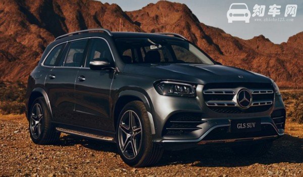 gls 450奔驰多少钱 2022款gls 450售价109万(百公里加速仅6.3秒)