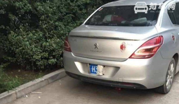 车牌损坏上路将受到什么处罚 扣驾照12分罚款200元
