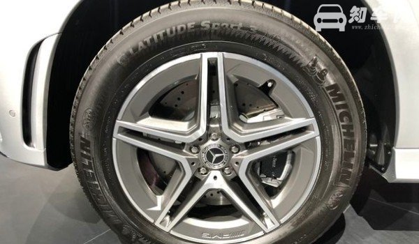 奔驰glb轮胎型号 奔驰glb轮胎尺寸多少(235/55 r18)